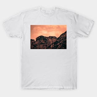 Red Sky Mountains T-Shirt